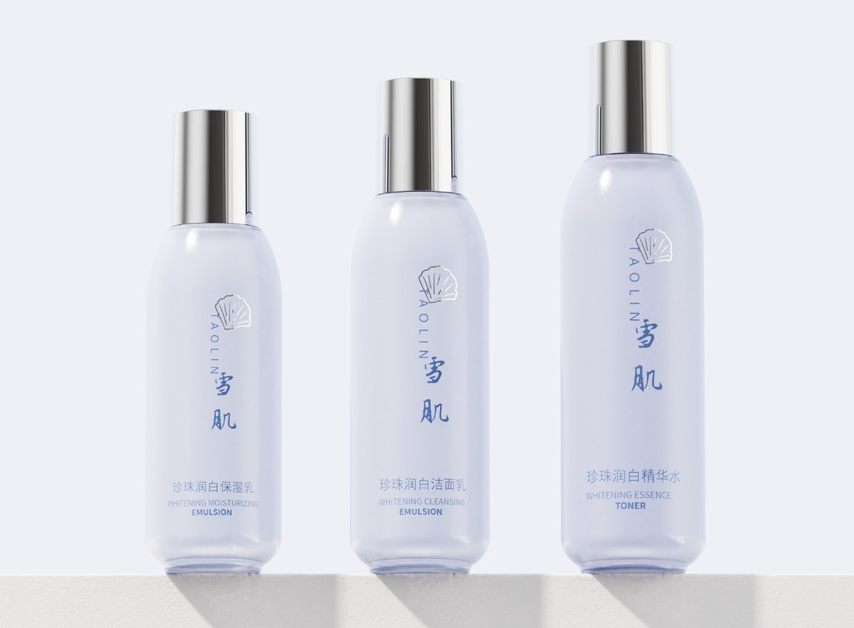 Plate 6 — Lotion Bottles, 100–150 ml — the formats on this catalogue page, photographed together as published.
