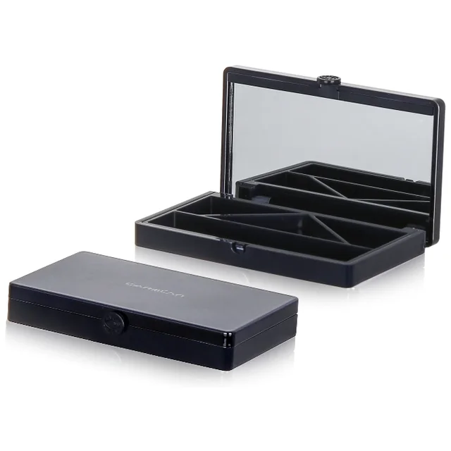 Eyeshadow Palette 04 — cosmetic packaging format