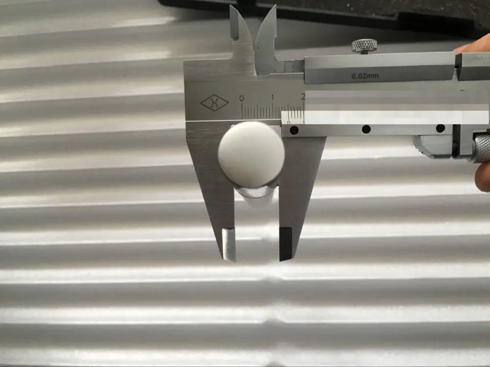 Caliper measurement during inspection